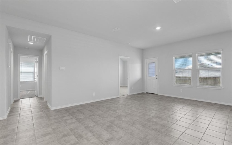 857 CEDARBROOK Drive, Fort Worth, TX 76131, 4 Habitaciones Habitaciones , ,2 BañosBaños,Residential,En Venta,857 CEDARBROOK Drive,20852823