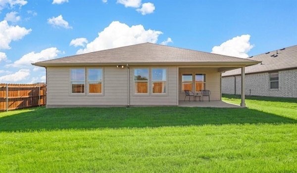 833 CEDARBROOK Drive, Fort Worth, TX 76131, 4 Bedrooms Bedrooms, ,2 BathroomsBathrooms,Residential,For Sale,833 CEDARBROOK Drive,20852839