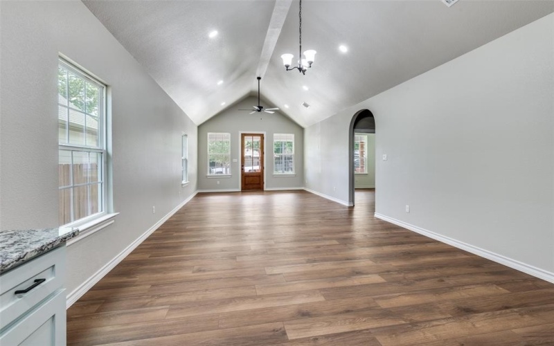2904 8th Avenue, Fort Worth, TX 76110, 4 Habitaciones Habitaciones , ,2 BañosBaños,Residential Lease,En Alquiler,2904 8th Avenue,20852854