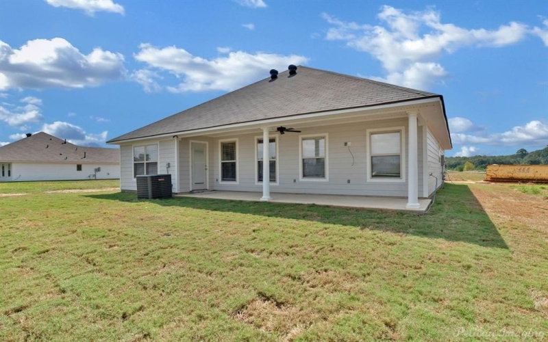 260 Sedgewick Avenue, Haughton, LA 71037, 3 Bedrooms Bedrooms, ,2 BathroomsBathrooms,Residential,For Sale,260 Sedgewick Avenue,20850639