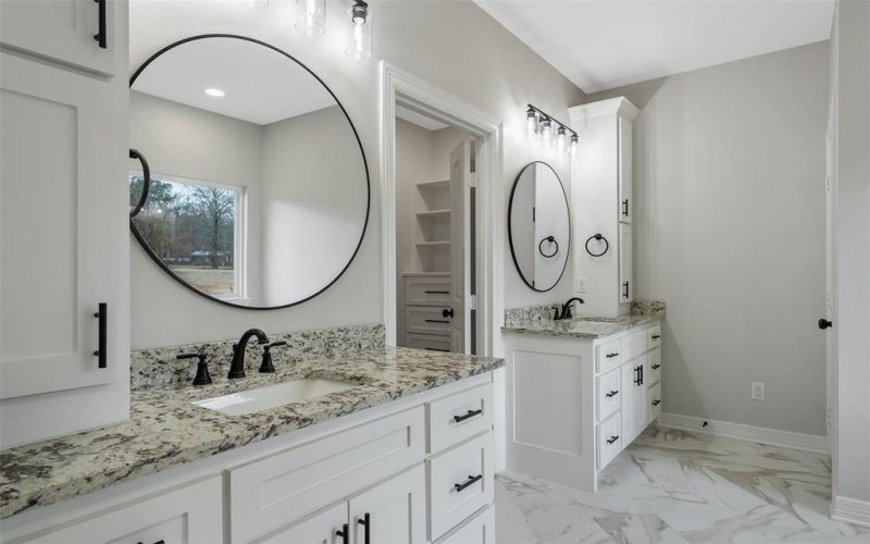 17943 W Lakeview, Arp, TX 75789, 4 Habitaciones Habitaciones , ,2 BañosBaños,Residential,En Venta,17943 W Lakeview,20850752