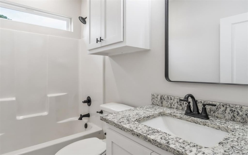 17943 W Lakeview, Arp, TX 75789, 4 Habitaciones Habitaciones , ,2 BañosBaños,Residential,En Venta,17943 W Lakeview,20850752