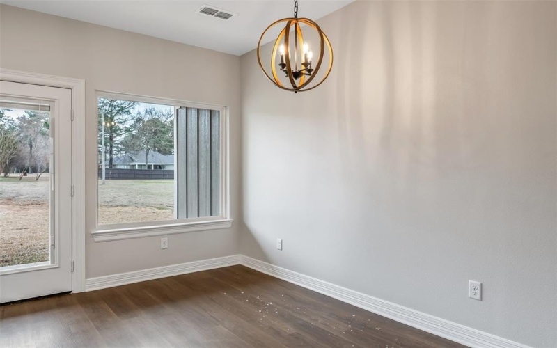 17943 W Lakeview, Arp, TX 75789, 4 Habitaciones Habitaciones , ,2 BañosBaños,Residential,En Venta,17943 W Lakeview,20850752