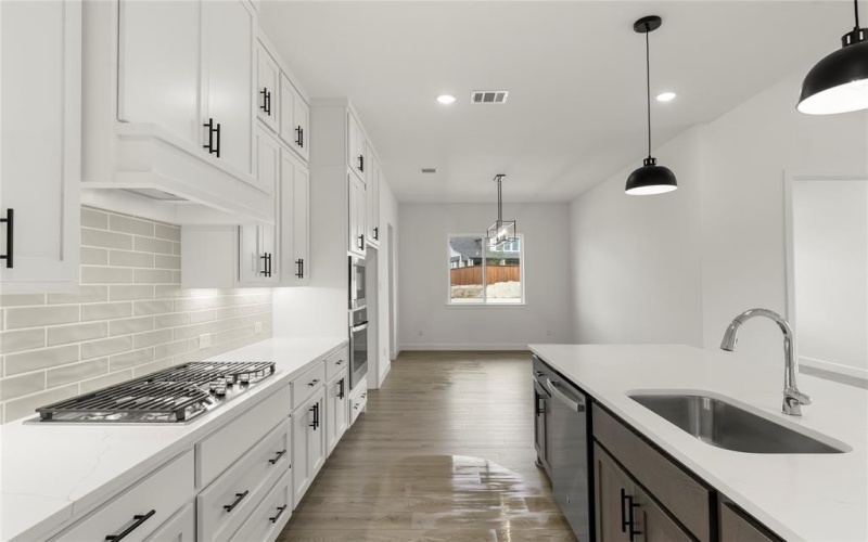 7216 Oak Knoll Place, McKinney, TX 75071, 4 Bedrooms Bedrooms, ,3 BathroomsBathrooms,Residential,For Sale,7216 Oak Knoll Place,20853290