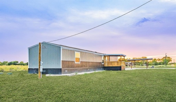 1206 Hayes Road, Sherman, TX 75090, 3 Bedrooms Bedrooms, ,2 BathroomsBathrooms,Residential,For Sale,1206 Hayes Road,20850803