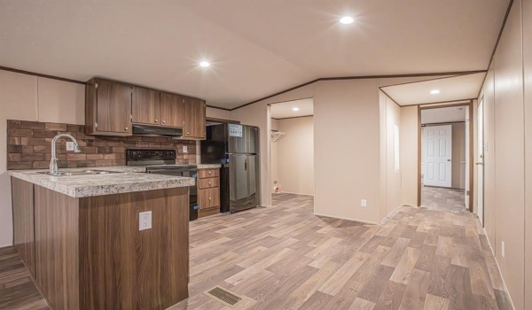 1206 Hayes Road, Sherman, TX 75090, 3 Bedrooms Bedrooms, ,2 BathroomsBathrooms,Residential,For Sale,1206 Hayes Road,20850803