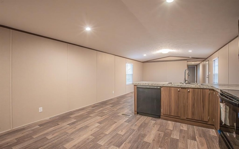 1206 Hayes Road, Sherman, TX 75090, 3 Bedrooms Bedrooms, ,2 BathroomsBathrooms,Residential,For Sale,1206 Hayes Road,20850803