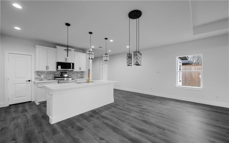 3051 Michigan Avenue, Dallas, TX 75216, 4 Bedrooms Bedrooms, ,2 BathroomsBathrooms,Residential,For Sale,3051 Michigan Avenue,20853363