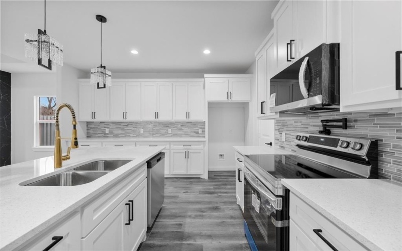 3051 Michigan Avenue, Dallas, TX 75216, 4 Bedrooms Bedrooms, ,2 BathroomsBathrooms,Residential,For Sale,3051 Michigan Avenue,20853363