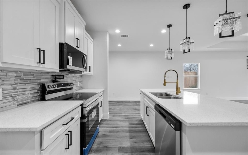 3051 Michigan Avenue, Dallas, TX 75216, 4 Bedrooms Bedrooms, ,2 BathroomsBathrooms,Residential,For Sale,3051 Michigan Avenue,20853363