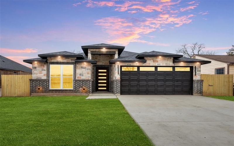 3051 Michigan Avenue, Dallas, TX 75216, 4 Bedrooms Bedrooms, ,2 BathroomsBathrooms,Residential,For Sale,3051 Michigan Avenue,20853363