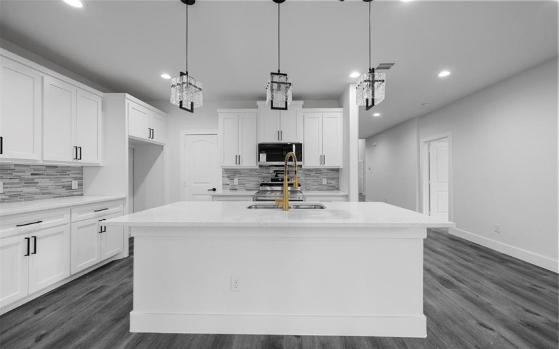 3051 Michigan Avenue, Dallas, TX 75216, 4 Bedrooms Bedrooms, ,2 BathroomsBathrooms,Residential,For Sale,3051 Michigan Avenue,20853363