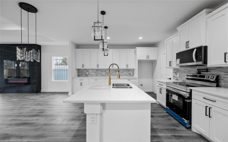 3051 Michigan Avenue, Dallas, TX 75216, 4 Bedrooms Bedrooms, ,2 BathroomsBathrooms,Residential,For Sale,3051 Michigan Avenue,20853363