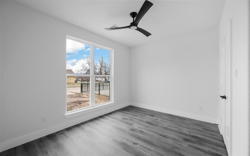 3051 Michigan Avenue, Dallas, TX 75216, 4 Bedrooms Bedrooms, ,2 BathroomsBathrooms,Residential,For Sale,3051 Michigan Avenue,20853363
