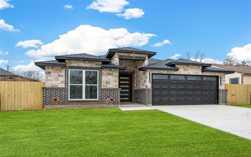 3051 Michigan Avenue, Dallas, TX 75216, 4 Bedrooms Bedrooms, ,2 BathroomsBathrooms,Residential,For Sale,3051 Michigan Avenue,20853363