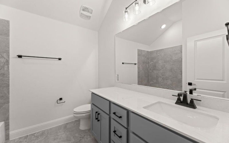 231 Ivory Brook Cove Drive, Lavon, TX 75166, 4 Habitaciones Habitaciones , ,2 BañosBaños,Residential,En Venta,231 Ivory Brook Cove Drive,20850890