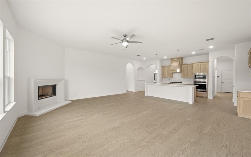 325 Bowrider Lane, Granbury, TX 76049, 4 Habitaciones Habitaciones , ,2 BañosBaños,Residential,En Venta,325 Bowrider Lane,20853396