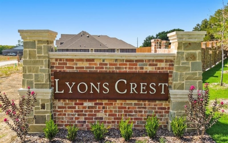 3925 Henley Lane, Garland, TX 75043, 5 Bedrooms Bedrooms, ,5 BathroomsBathrooms,Residential,For Sale,3925 Henley Lane,20851039
