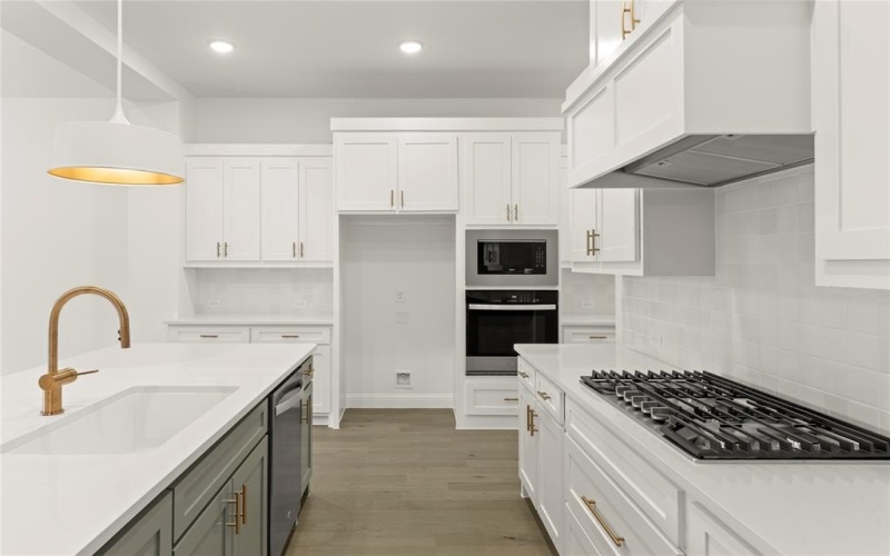 1909 Paxton Pass, McKinney, TX 75071, 4 Bedrooms Bedrooms, ,3 BathroomsBathrooms,Residential,For Sale,1909 Paxton Pass,20853466