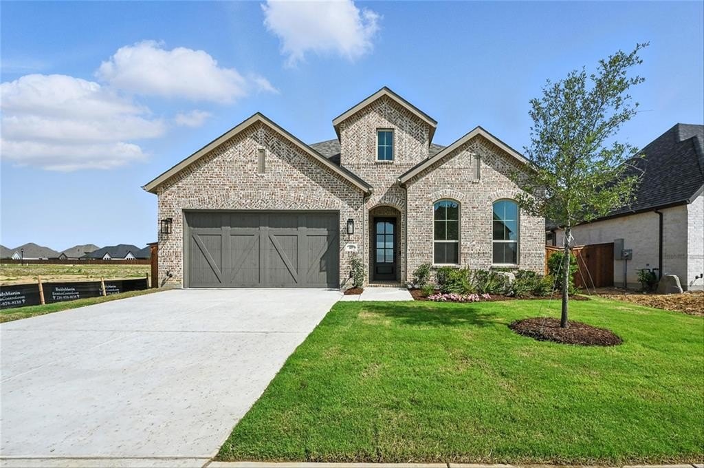 805 Running Iron Trail, Mansfield, TX 76052, 4 Habitaciones Habitaciones , ,3 BañosBaños,Residential,En Venta,805 Running Iron Trail,20851148