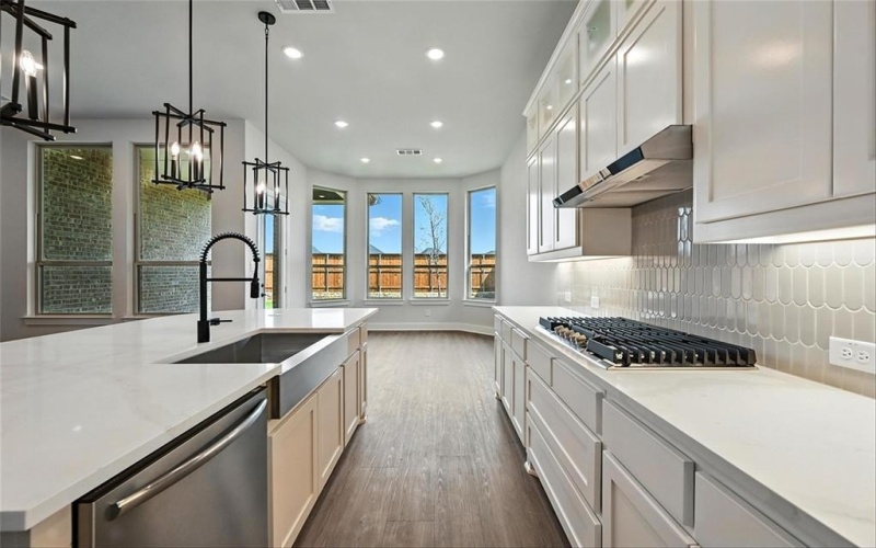 805 Running Iron Trail, Mansfield, TX 76052, 4 Habitaciones Habitaciones , ,3 BañosBaños,Residential,En Venta,805 Running Iron Trail,20851148