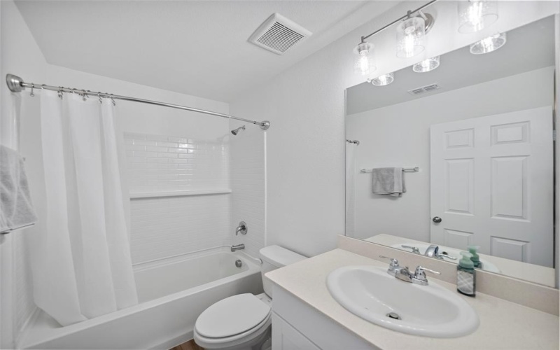 1916 Winding Creek Way, Denton, TX 76208, 3 Bedrooms Bedrooms, ,2 BathroomsBathrooms,Residential,For Sale,1916 Winding Creek Way,20853600