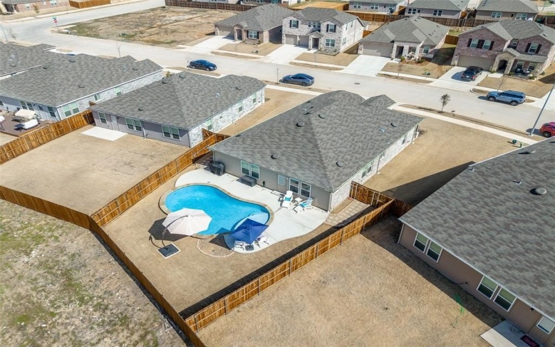 1916 Winding Creek Way, Denton, TX 76208, 3 Bedrooms Bedrooms, ,2 BathroomsBathrooms,Residential,For Sale,1916 Winding Creek Way,20853600