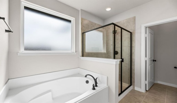 3101 White Oak Road, Oak Ridge, TX 75161, 4 Habitaciones Habitaciones , ,3 BañosBaños,Residential,En Venta,3101 White Oak Road,20853629