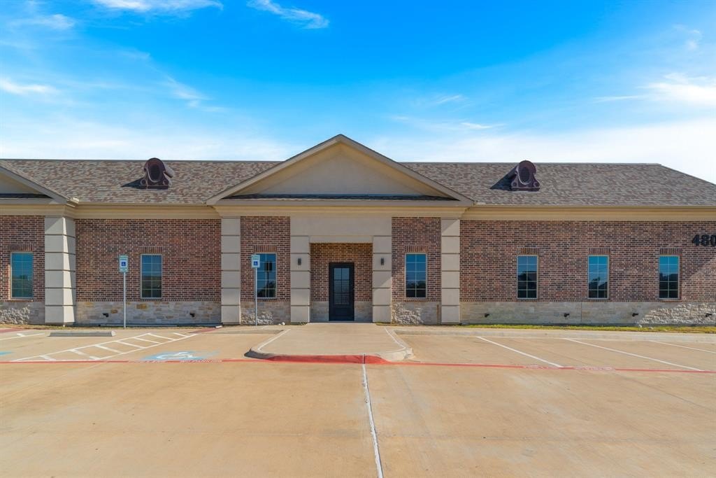 4800 N Galloway Avenue N #400, Mesquite, TX 75150, ,Commercial Sale,For Sale,4800 N Galloway Avenue N,20851215