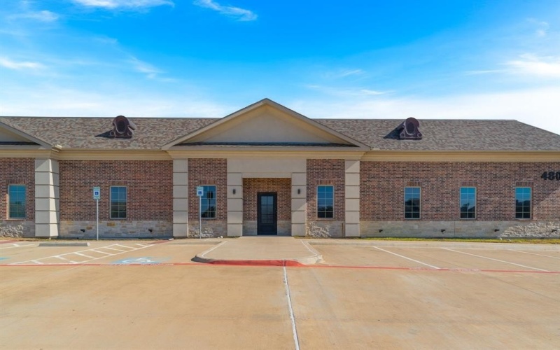 4800 N Galloway Avenue N #400, Mesquite, TX 75150, ,Commercial Sale,For Sale,4800 N Galloway Avenue N,20851215