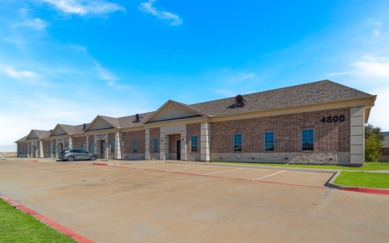 4800 N Galloway Avenue N #400, Mesquite, TX 75150, ,Commercial Sale,For Sale,4800 N Galloway Avenue N,20851215