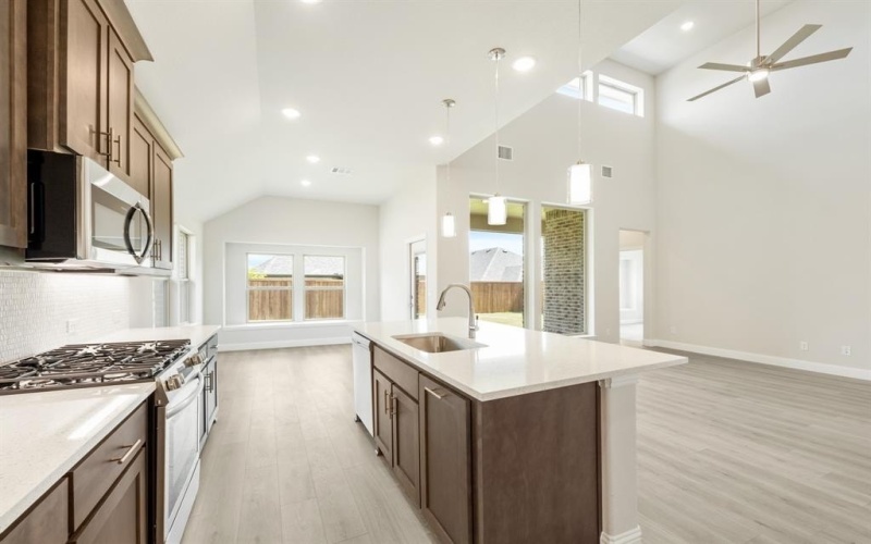 13133 Yellowstone Way, Providence Village, TX 76227, 3 Bedrooms Bedrooms, ,2 BathroomsBathrooms,Residential,For Sale,13133 Yellowstone Way,20851228