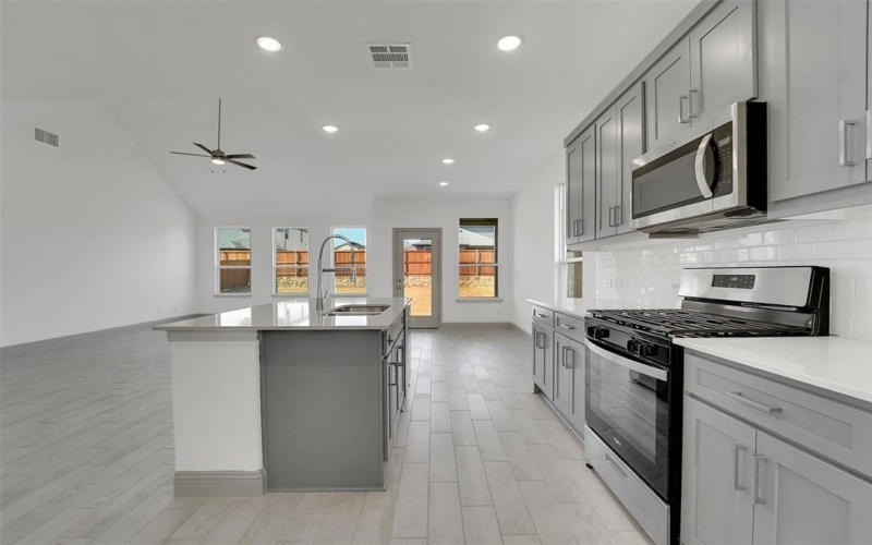 3110 Giovanni Point, Princeton, TX 75407, 4 Bedrooms Bedrooms, ,2 BathroomsBathrooms,Residential Lease,For Rent,3110 Giovanni Point,20851362