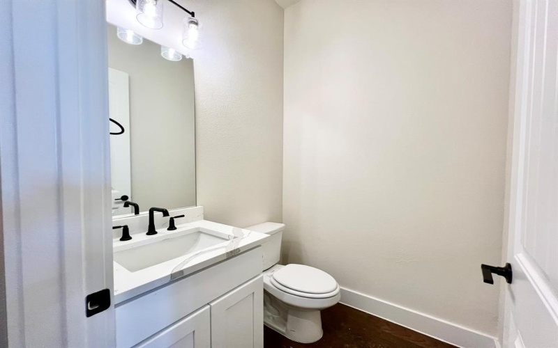 1045 Woodland Road, Weatherford, TX 76088, 5 Bedrooms Bedrooms, ,3 BathroomsBathrooms,Residential,For Sale,1045 Woodland Road,20851410
