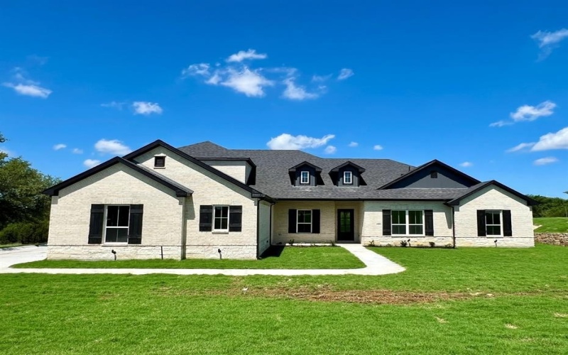 1045 Woodland Road, Weatherford, TX 76088, 5 Bedrooms Bedrooms, ,3 BathroomsBathrooms,Residential,For Sale,1045 Woodland Road,20851410