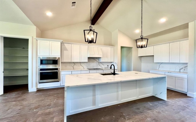1045 Woodland Road, Weatherford, TX 76088, 5 Bedrooms Bedrooms, ,3 BathroomsBathrooms,Residential,For Sale,1045 Woodland Road,20851410