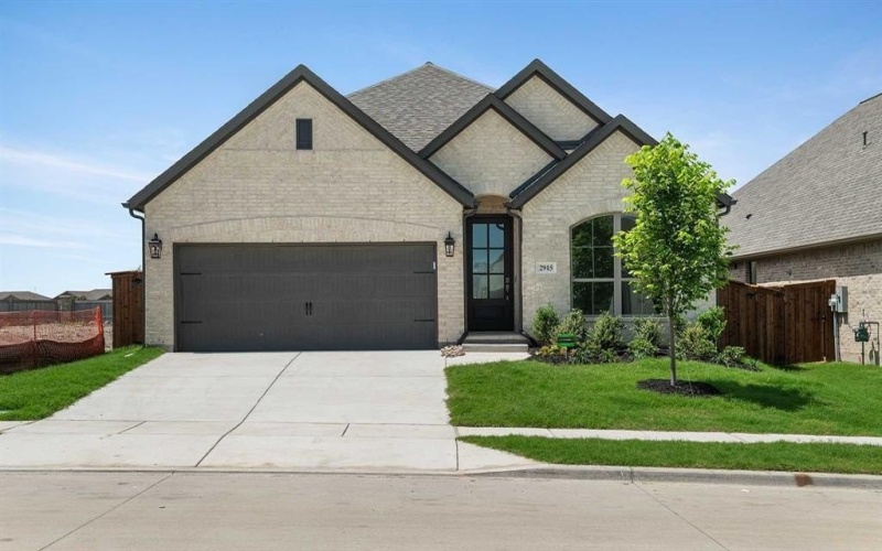 2915 Soaring Hills Drive, Forney, TX 75126, 3 Bedrooms Bedrooms, ,2 BathroomsBathrooms,Residential,For Sale,2915 Soaring Hills Drive,20853750