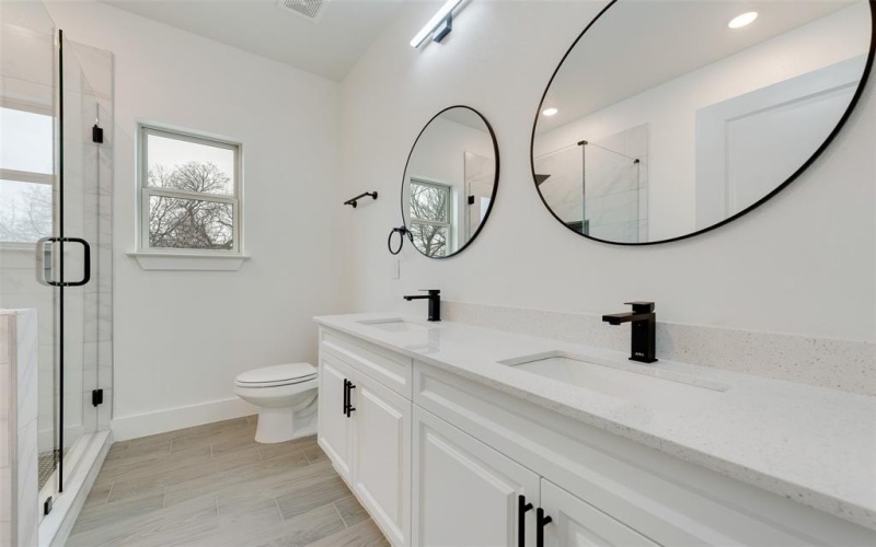 1426 Evans Avenue, Fort Worth, TX 76104, 3 Bedrooms Bedrooms, ,2 BathroomsBathrooms,Residential,For Sale,1426 Evans Avenue,20851467