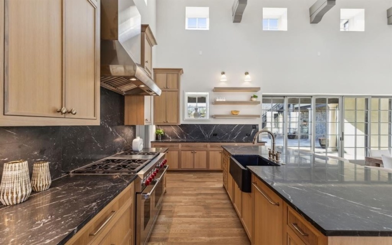 10 Catalonia Drive, Westlake, TX 76262, 4 Bedrooms Bedrooms, ,5 BathroomsBathrooms,Residential,For Sale,10 Catalonia Drive,20851468