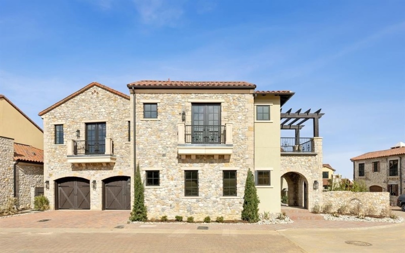10 Catalonia Drive, Westlake, TX 76262, 4 Bedrooms Bedrooms, ,5 BathroomsBathrooms,Residential,For Sale,10 Catalonia Drive,20851468