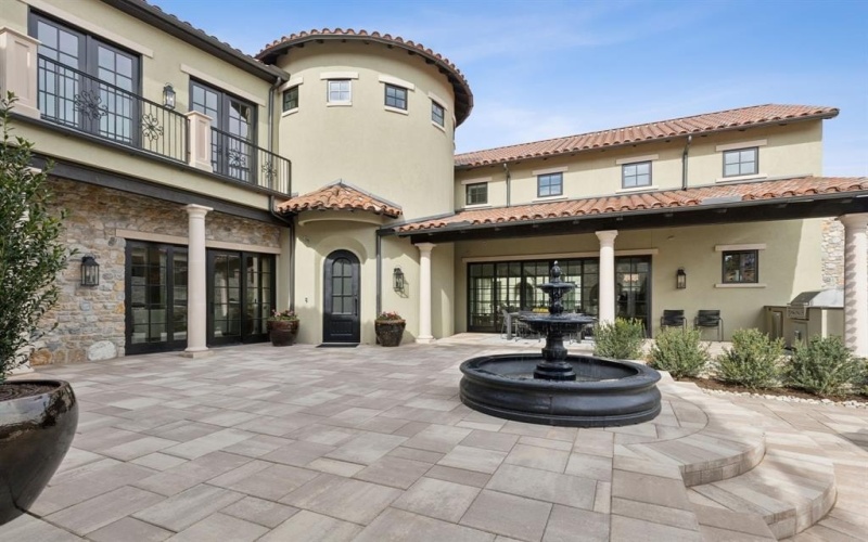 10 Catalonia Drive, Westlake, TX 76262, 4 Bedrooms Bedrooms, ,5 BathroomsBathrooms,Residential,For Sale,10 Catalonia Drive,20851468