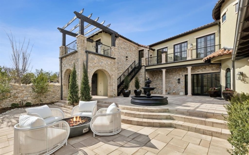 10 Catalonia Drive, Westlake, TX 76262, 4 Bedrooms Bedrooms, ,5 BathroomsBathrooms,Residential,For Sale,10 Catalonia Drive,20851468