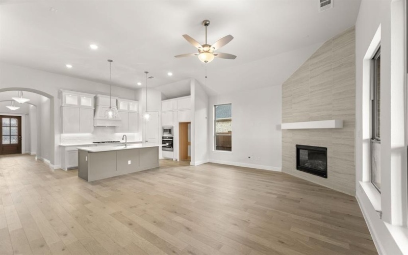 2007 Birch, Mansfield, TX 76063, 3 Habitaciones Habitaciones , ,2 BañosBaños,Residential,En Venta,2007 Birch,20851490