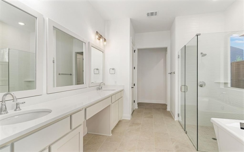 2233 Rolling Oaks, Fort Worth, TX 76008, 3 Bedrooms Bedrooms, ,3 BathroomsBathrooms,Residential,For Sale,2233 Rolling Oaks,20851499