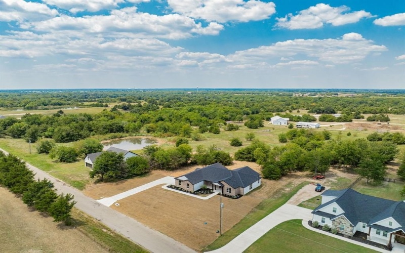 646 County Road 4109, Greenville, TX 75401, 4 Bedrooms Bedrooms, ,5 BathroomsBathrooms,Residential,For Sale,646 County Road 4109,20851502