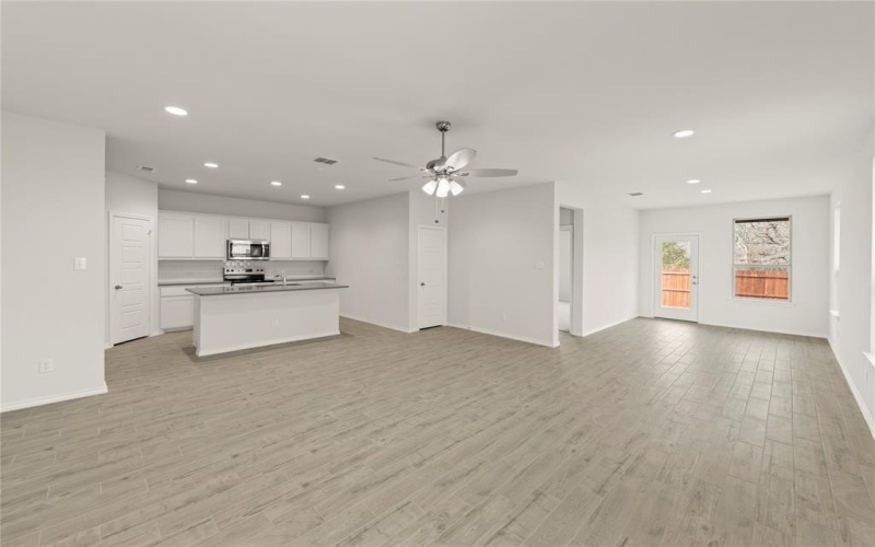 1912 Iris, Melissa, TX 75454, 3 Bedrooms Bedrooms, ,2 BathroomsBathrooms,Residential,For Sale,1912 Iris,20851507