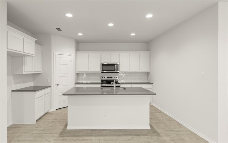 1912 Iris, Melissa, TX 75454, 3 Bedrooms Bedrooms, ,2 BathroomsBathrooms,Residential,For Sale,1912 Iris,20851507