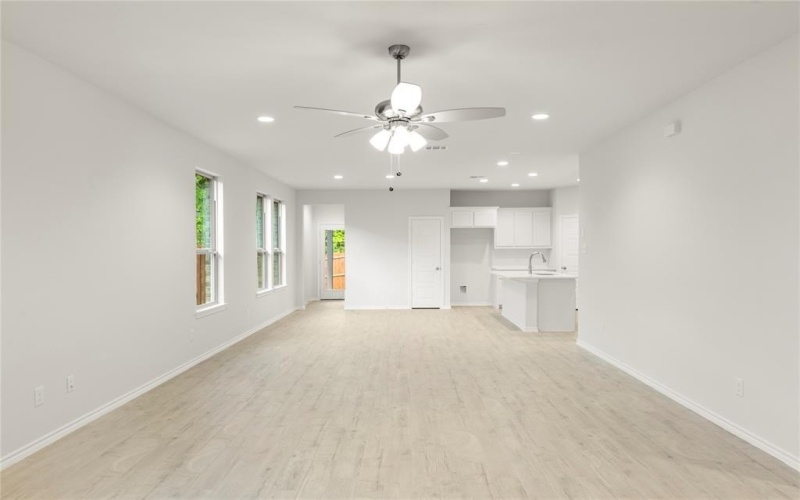 1810 Iris Road, Melissa, TX 75454, 3 Bedrooms Bedrooms, ,2 BathroomsBathrooms,Residential,For Sale,1810 Iris Road,20851519