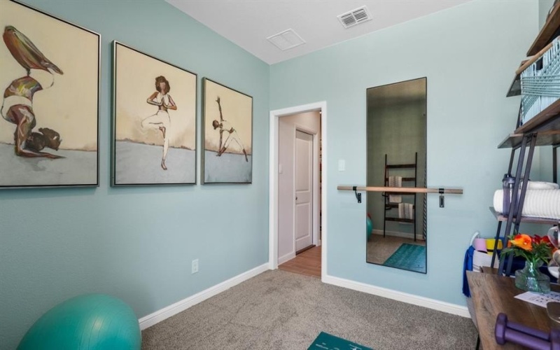 213 TYLER Street, Grandview, TX 76050, 4 Habitaciones Habitaciones , ,2 BañosBaños,Residential,En Venta,213 TYLER Street,20853830