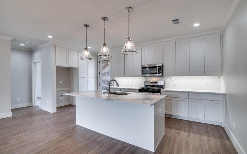 608 Prosperity Trail, Rockwall, TX 75087, 3 Bedrooms Bedrooms, ,3 BathroomsBathrooms,Residential,For Sale,608 Prosperity Trail,20853845